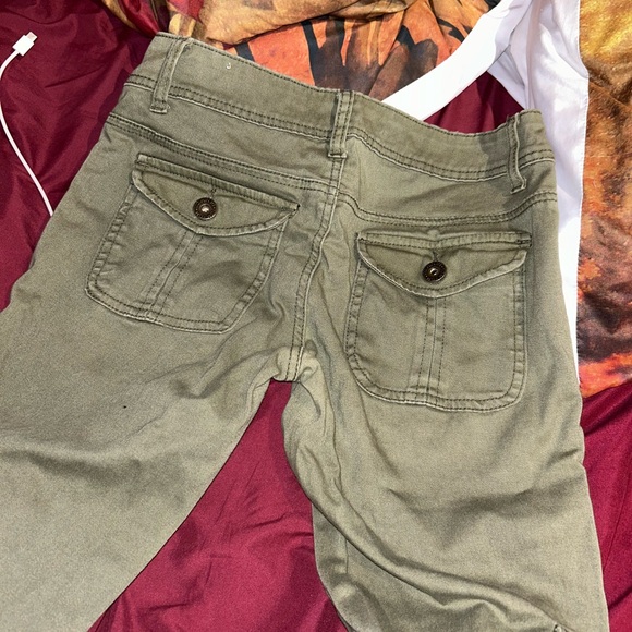 Green Jeans - Picture 3 of 5